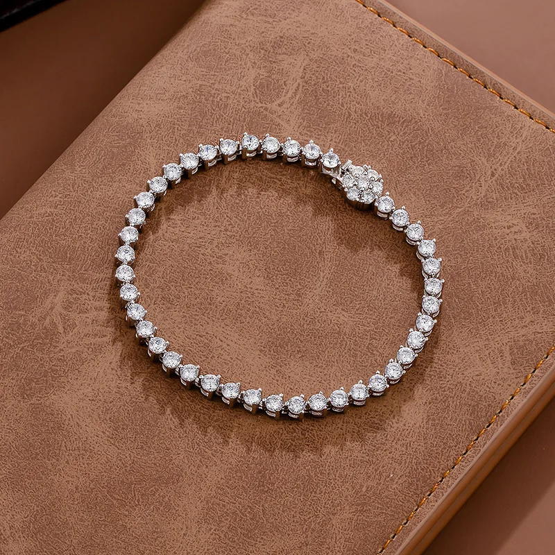 

New fashion trend ladies high-end full diamond S925 silver inlaid 5A zircon 3mm cold light luxury bracelet