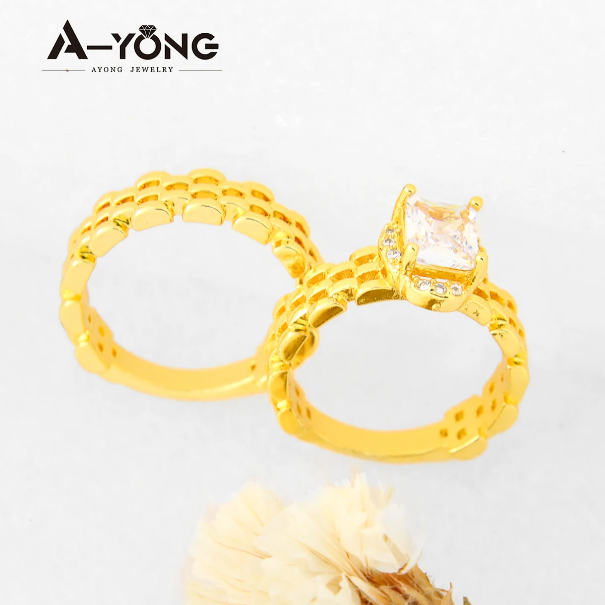 Luxury Gold Color Wedding Couples Rings 18k Copper Gold Plated Unique Personality Dubai Arab Women Mens Vintage Jewelry Gifts image 4