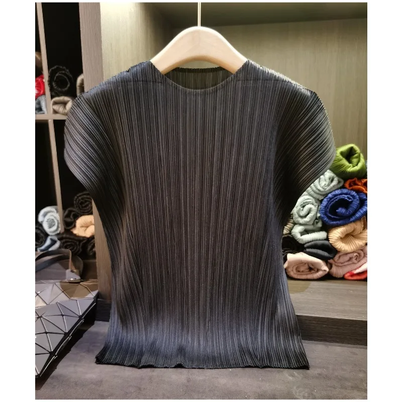 Miyake Pleated T-Shirt 2026 Round Neck Pullover Pleats Sleeve T-Shirt Women Summer New Slim Fit Versatile Commuter High-End Top