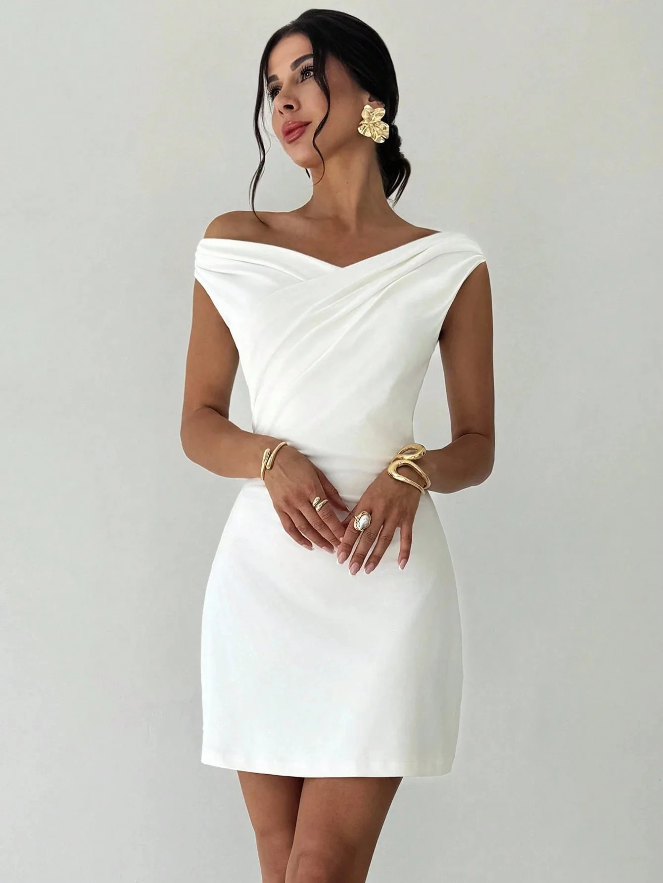 

Elegant Mini Dress Spring Summer Sexy Fashionable Slim-fitting New Commuting Style Irregular Sleeveless Off-shoulder Short Dress