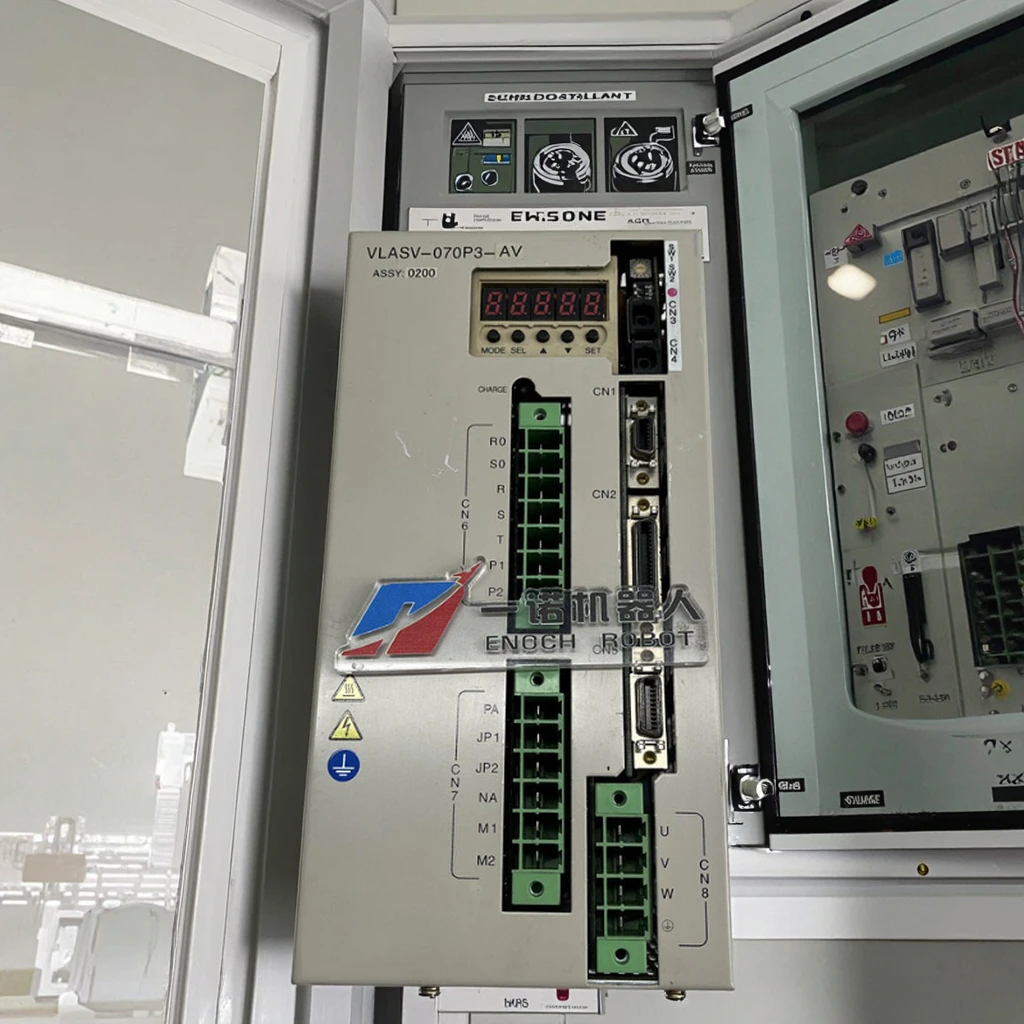 Servo Drive VLASV-070P3-AV    in Stock Driver VLASV-070P3-EV VLASX-070P3-AVM-7500 VLASX-100P3-HXM