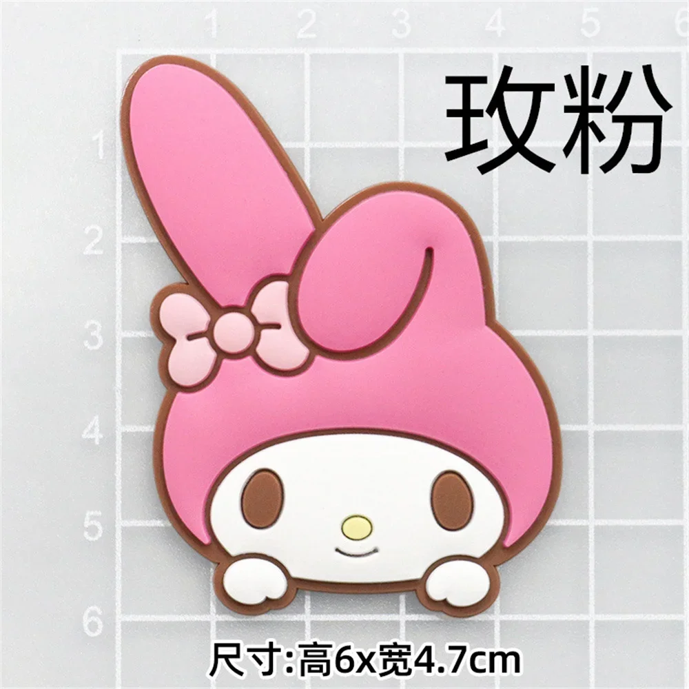 Miniso Sanrio Cartoon Yuguigou Capa de telefone Decoração Silicone DIY Patch Buraco Chinelos Acessórios