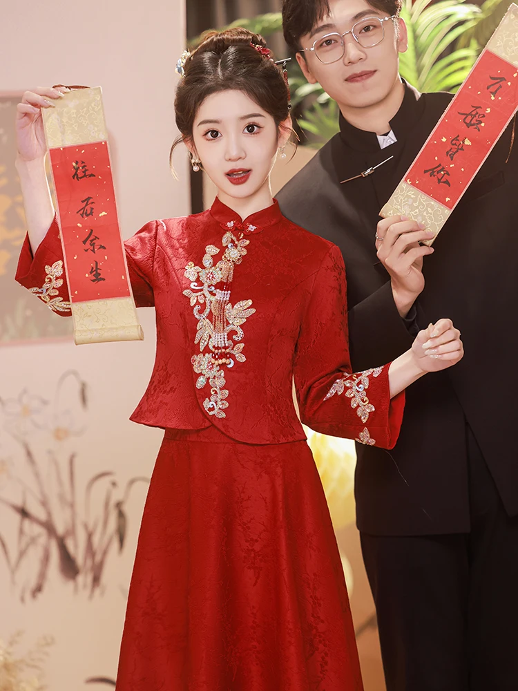 

Красный свадебный костюм в новом китайском стиле для невесты, комплект для церемонии подачи вина, формальная свадебная одежда, традиционный наряд.