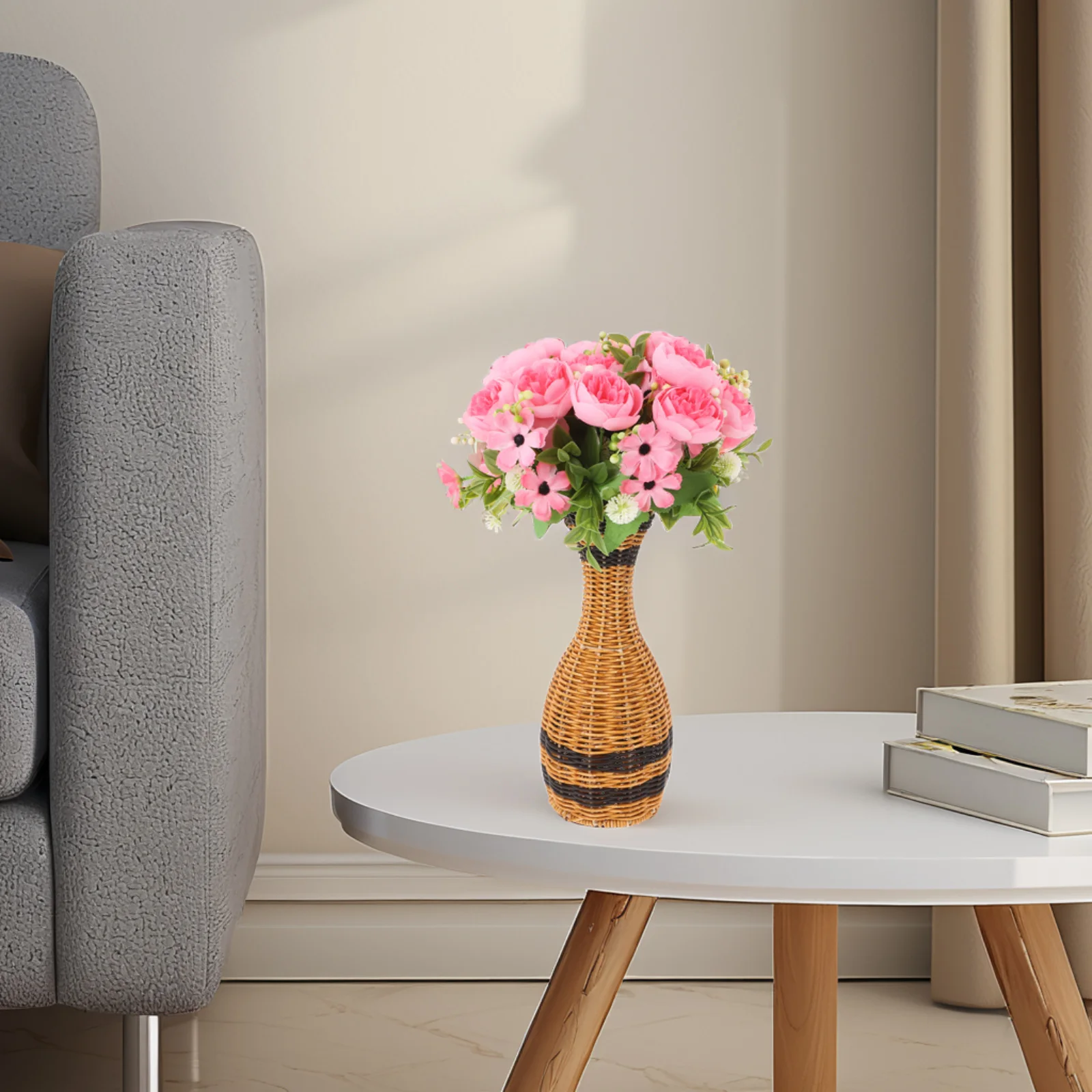 

Indoor Woven Flower Vase Made of PP and Iron Vintage Style Artificial Flower Container Elegant Tall Vase for Plants Decorative