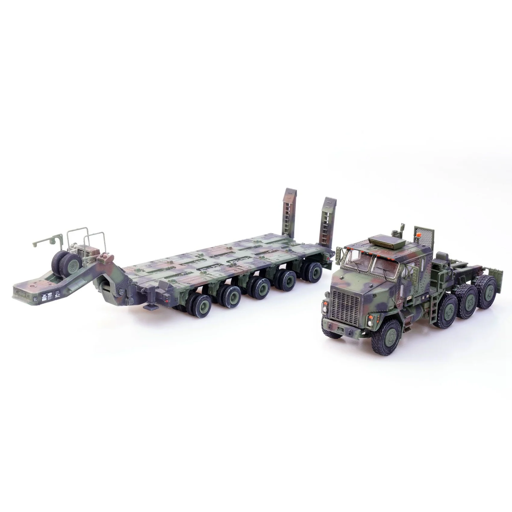 1:72 M1070 Oshkosh Alloy Tank Model NATO Tricolor Truck Boys Best Gift Collection Decoration Display Birthday Gift