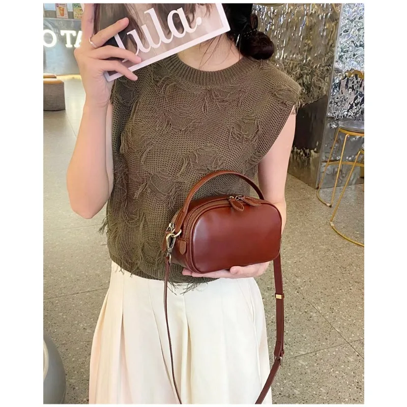 

Новая сумка через плечо, универсальная и модная сумка, маленькая свежая высококачественная маленькая квадратная сумка из воловьей кожи с верхним слоем