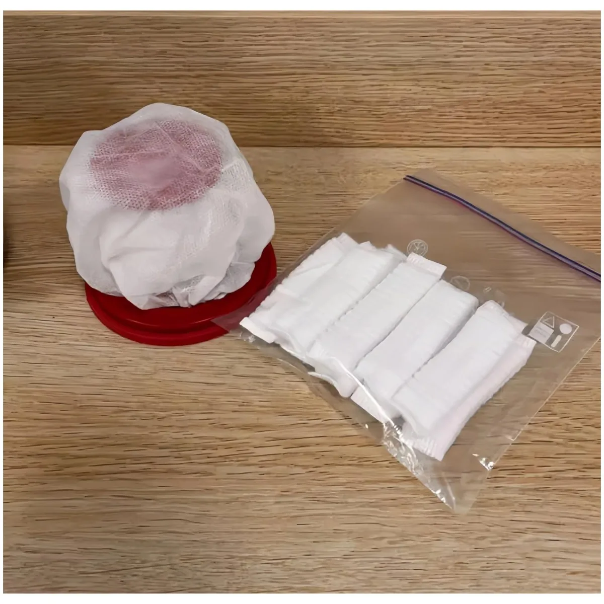100Pcs Disposable Vacuum Cleaner Filter Cover Non-Woven Dust Collection Bags Dustproof Filter Caps for Cordless Vacuum Cleaners