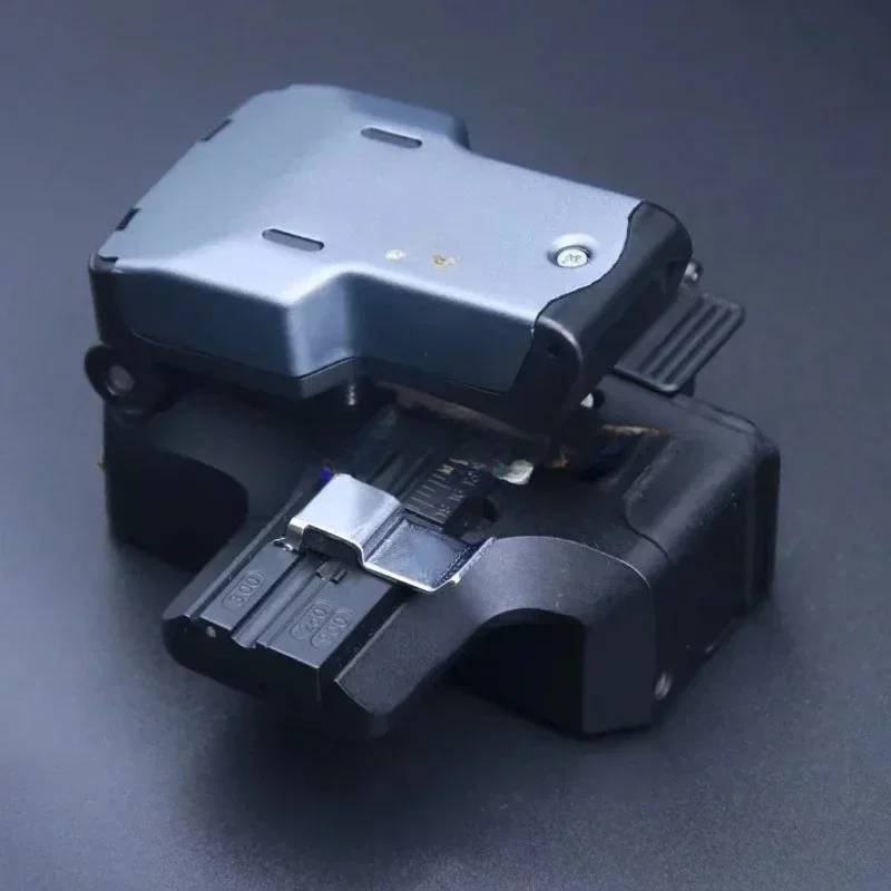 Convenient Fiber Optic One-step Cleaver, COMWAY CC-03, MT-20, Fusion Splicer Cutting Machine, Precision Fiber Cleaver