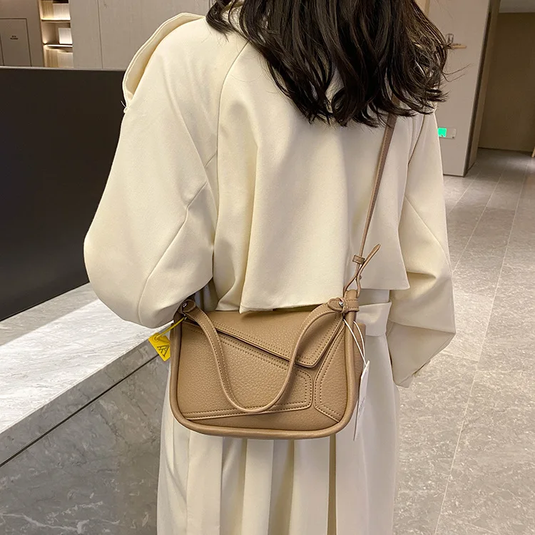 

Модная легкая роскошная благородная женская мягкая сумка 2025 г. - модная универсальная сумка через плечо на одно плечо | Ежедневно и путешествуйте