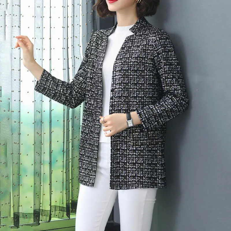 

2023 New Spring Autumn Fashion Women Trench Jacket Middle-Aged Mother Temperament Thin Coats Female Casual Overcoat Ladies Tops