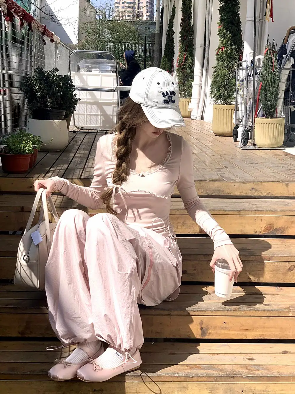 

Женская футболка Le 9 RomanLand Zhang ng с кружевом и длинным рукавом, весенняя, в стиле принцессы, балетный стиль, милая, приталенная