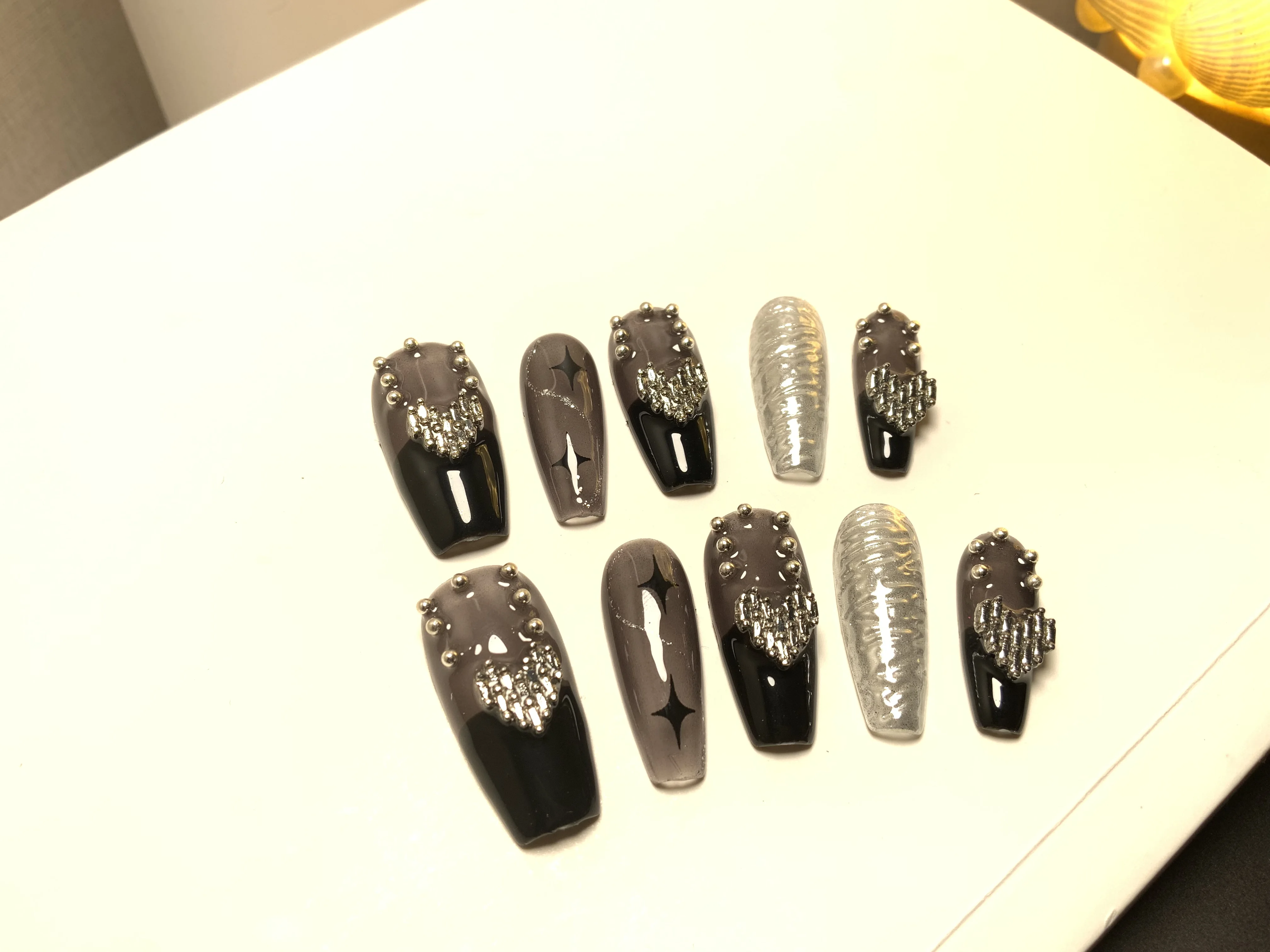 High Quality Luxury 10Pcs /Set Cover False Glue Press on Nails French  Handmade Removable Rhinestone Black Silver Diamond Cool