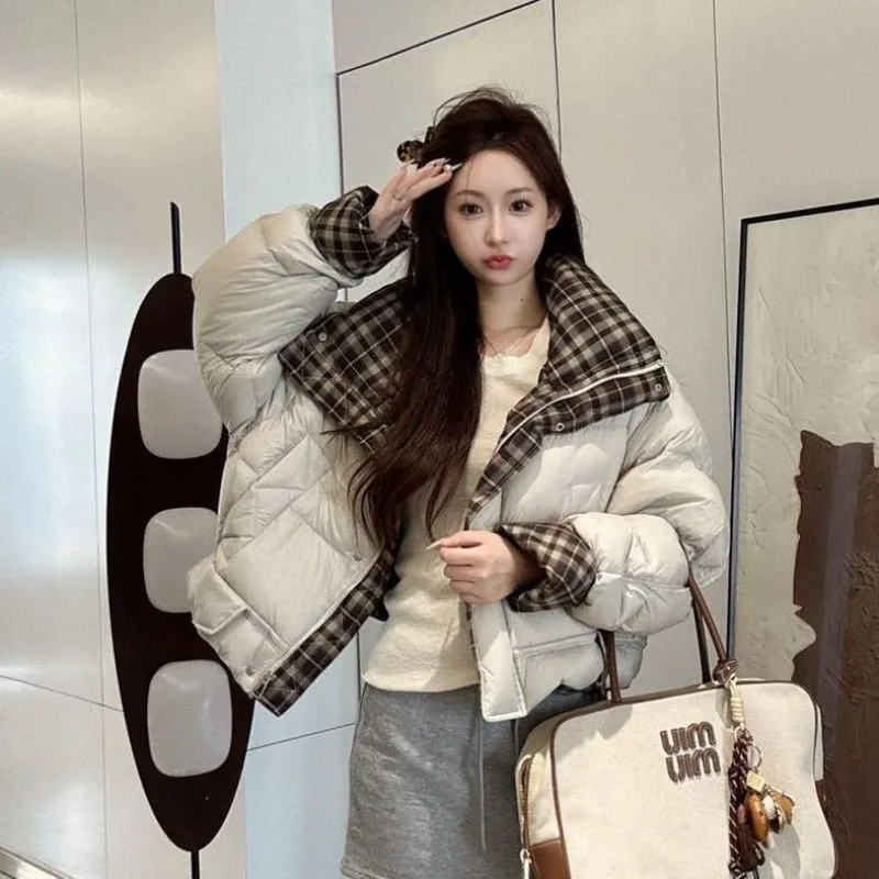 

2025 Autumn and Winter Fashion New Women's Elegant Color Blocked Collar Pike Coat Thick Zipper Color Blocked Breadman Coat