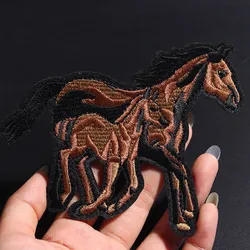 Size: 12.5 * 9.7CM Animal A good horse for parents and children Patches Iron On Embroidery Cloth Appliques 3D Diy Clothes Decor