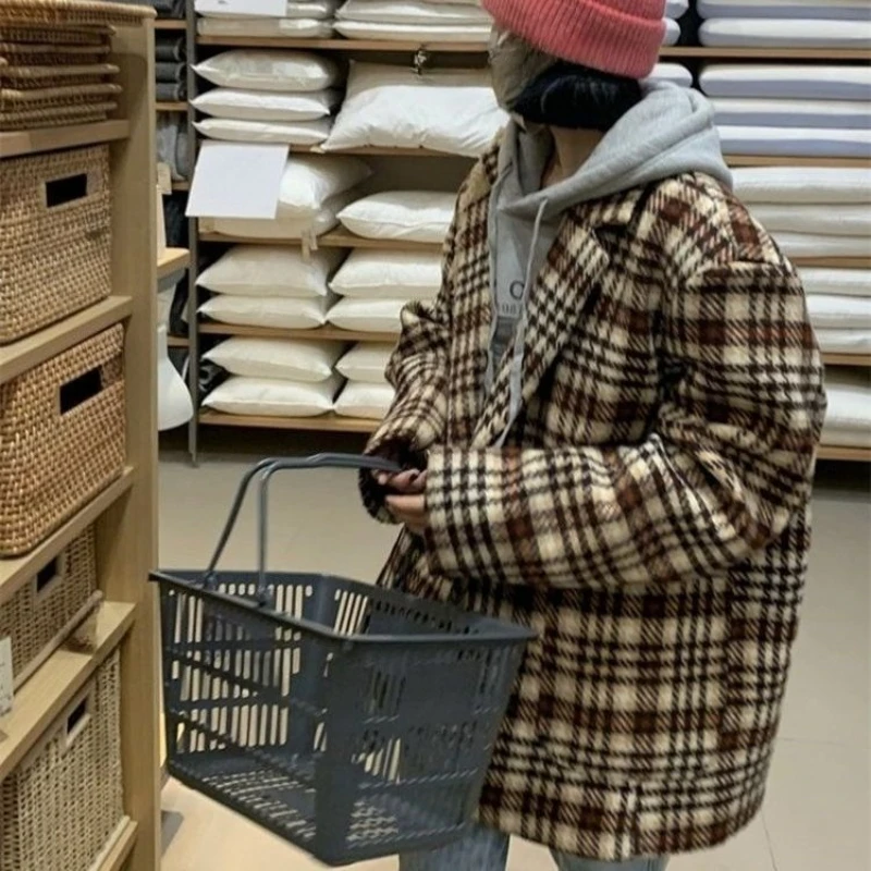 

New Arrival Women’s Winter Tweed Coat Vintage Check Design Warm Soft Fabric Chic Office Casual Look