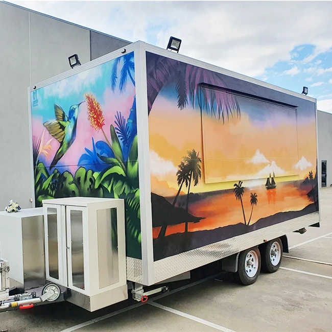 يقدم مقطورة الطعام المتنقلة خدمات توصيل الوجبات السريعة بما في ذلك عربات البرجر وخدمة القهوة، مناسبة لأطعمة الشوارع