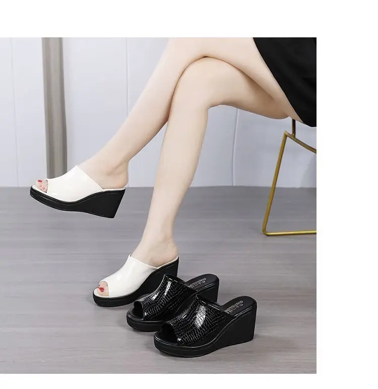 

Женская обувь на высоком каблуке с одним словом, женские тапочки увеличенной высоты на толстой подошве, нескользящие водонепроницаемые женские тапочки на платформе