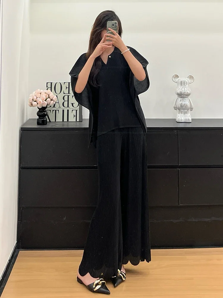 

Casual Pullover and Wide Leg Elastic Pants Two Piece Set Solid Colour Half Sleeve Design Loose Pleated Women's 2025 Summer New