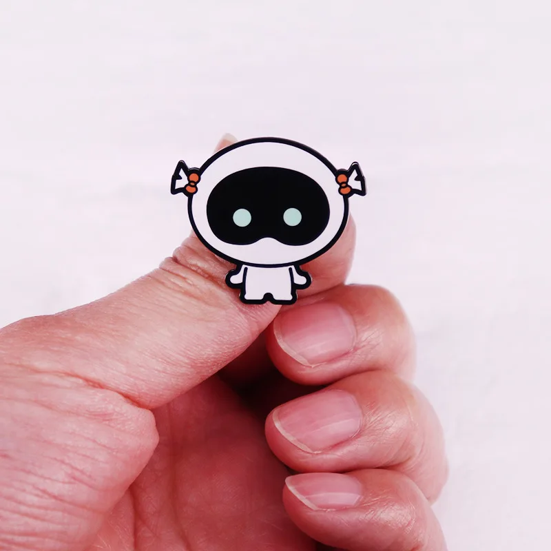 Creative Cartoon Astronaut Medallion Metal Badge Lovely Enamel Pin Men\'s Team Logo Brooch Accessories Given Friend And fans Gift
