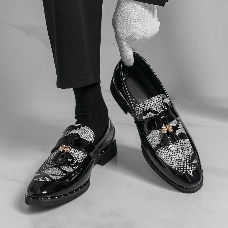 

Men Snake Print Patent Leather Tassel Loafers Slip on Formal Party Dress Shoes Black Gold Pattern Business Casual Footwear 38-46