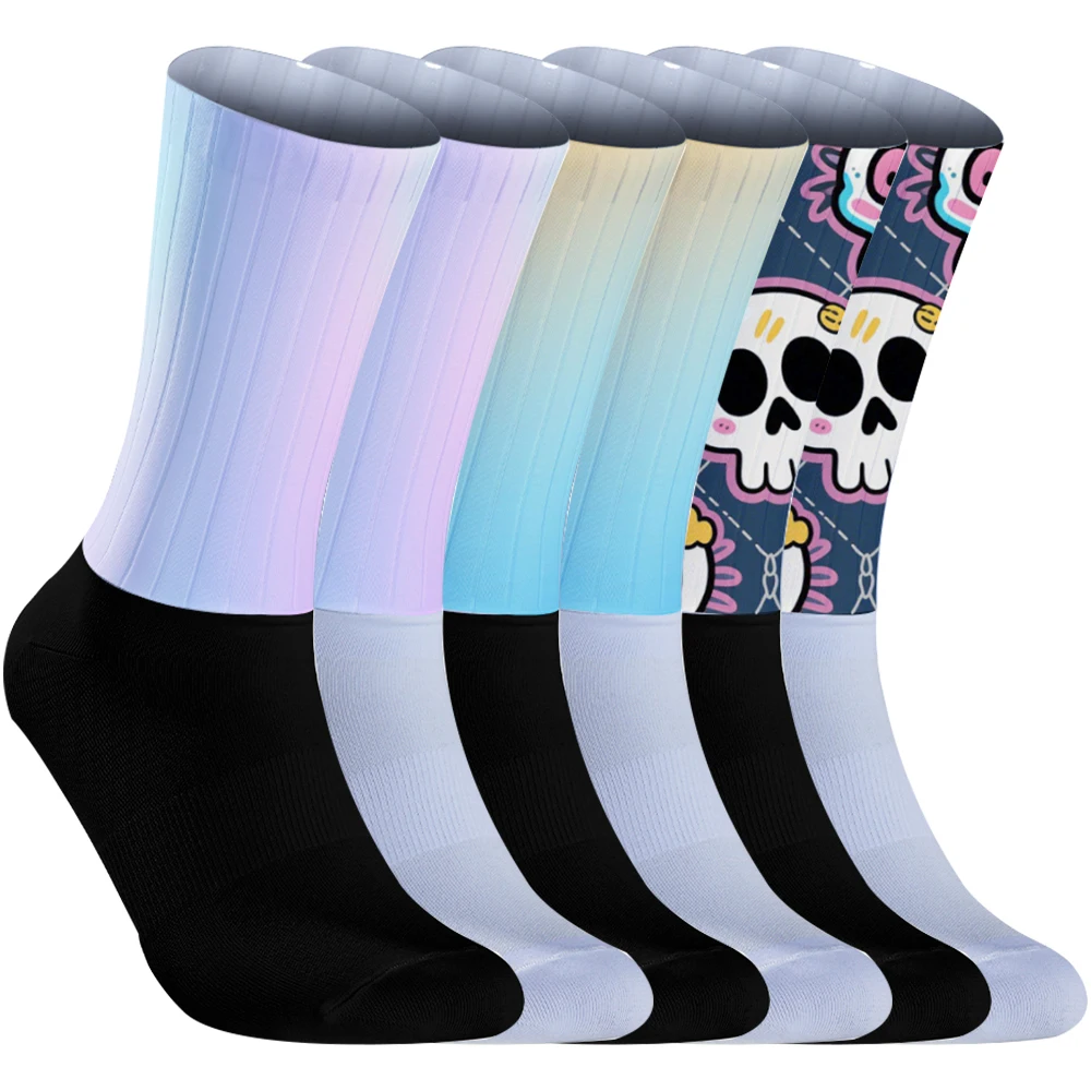 

Новинка 2025 года. Профессиональные велосипедные носки с противоскользящим дном, также удобно и свободно кататься на большие расстояния.