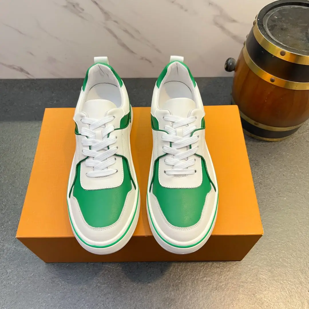 Couro de vaca feito à mão de alta qualidade moda casual masculino sapatos casuais de couro genuíno tênis de corrida e sapatos esportivos com cadarços