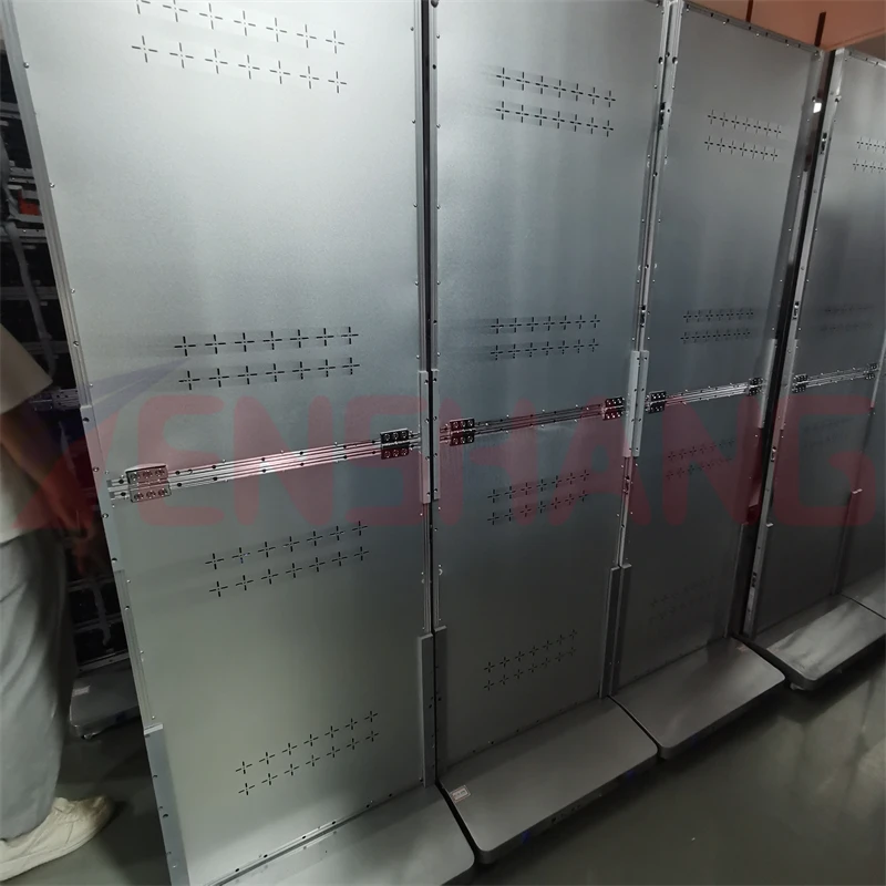 شاشة عرض إعلانات LED محمولة تعمل بالبطارية لافتات متحركة P1.8 P2.5 عرض ملصق رقمي قائم على الأرض متجر بيع بالتجزئة #5