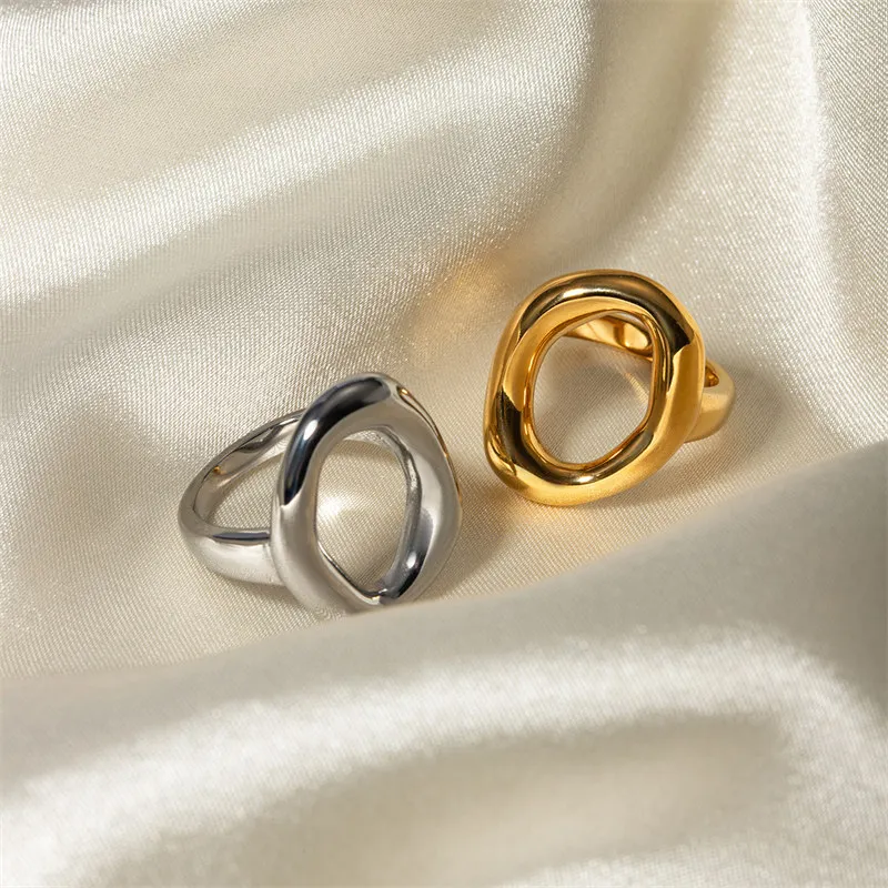 Stainless Steel Chunky Rings For Women Gold Color Waterproof Women\'s Hyperbole Large Ring Simple Geometric Aesthetic Female Ring