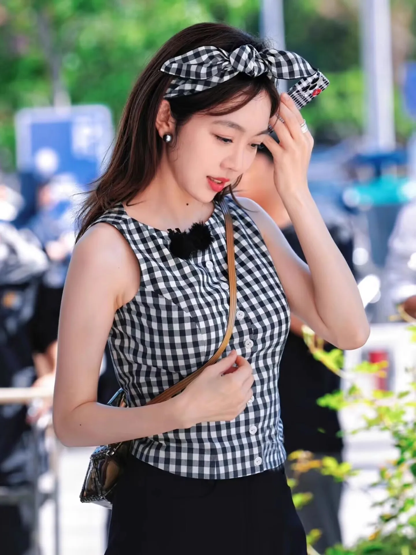 

EXJR Jiang Yan Zhong Restaurant Summer Black White Plaid Sleeveless Vest Women's Waist Cinching Slim Fit Top Korean Style