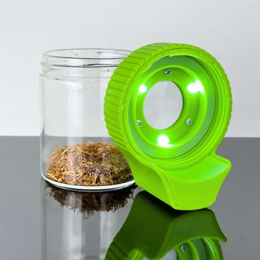 

LED Transparent Tobacco Storage Jar Multi-color Glass Luminous Sealed Medicine Box 155ML USB Charging Cable Smoking Accessories