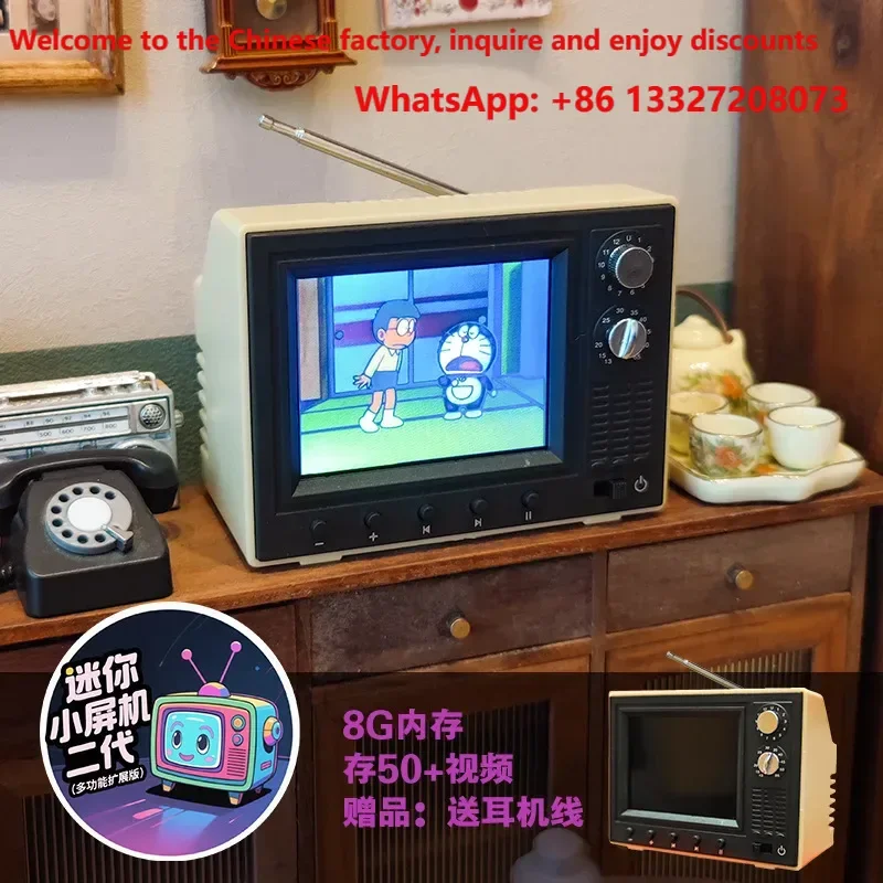 Mini TV that can watch and play miniature scenes, retro 2.4-inch handheld device that can be plugged into a USB flash drive