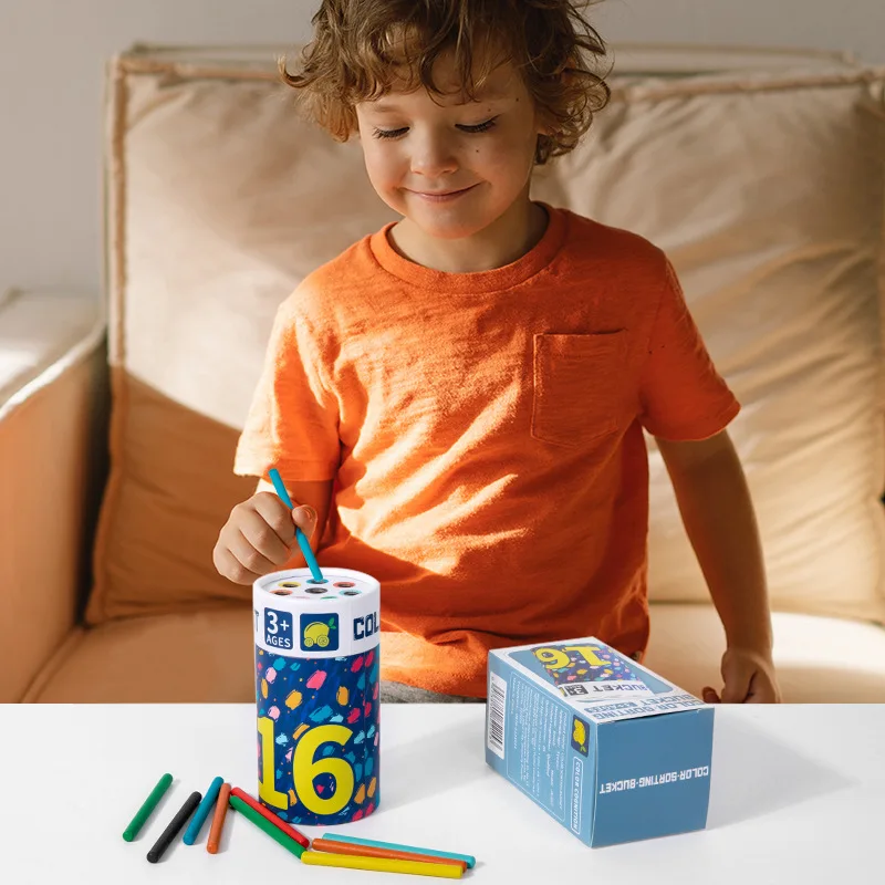 Copo de classificação de cores, varas de madeira de 8 cores, brinquedo educacional precoce do jardim de infância da cognição da cor, balde de papel de classificação de cores