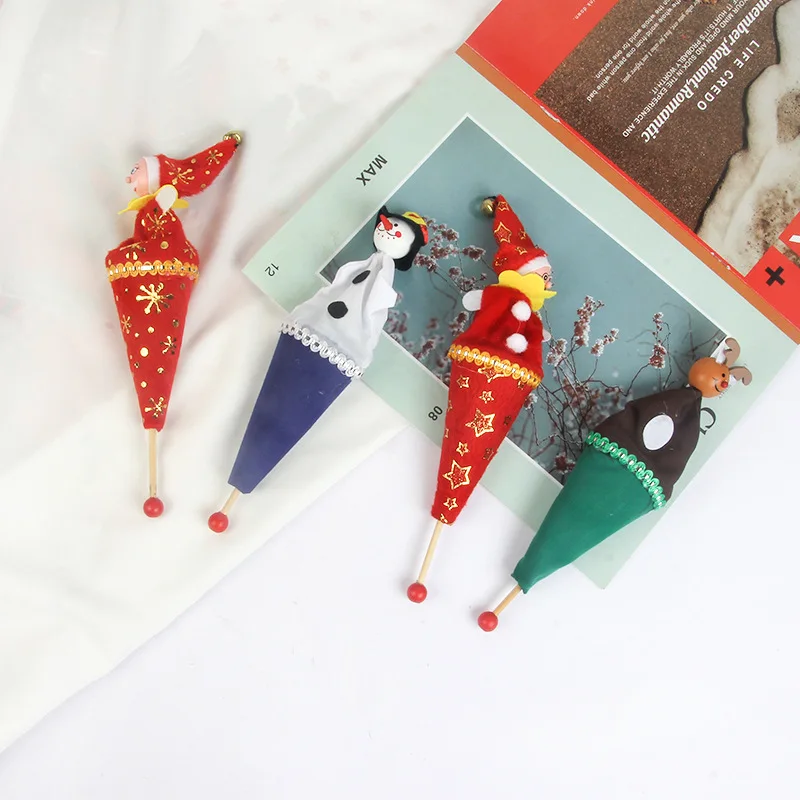 1PCS Creative Wooden Moose Snowman Santa Claus Puppet Toy Kids Puzzle Toys Bell Hide Seek Telescopic Doll Christmas Decorations