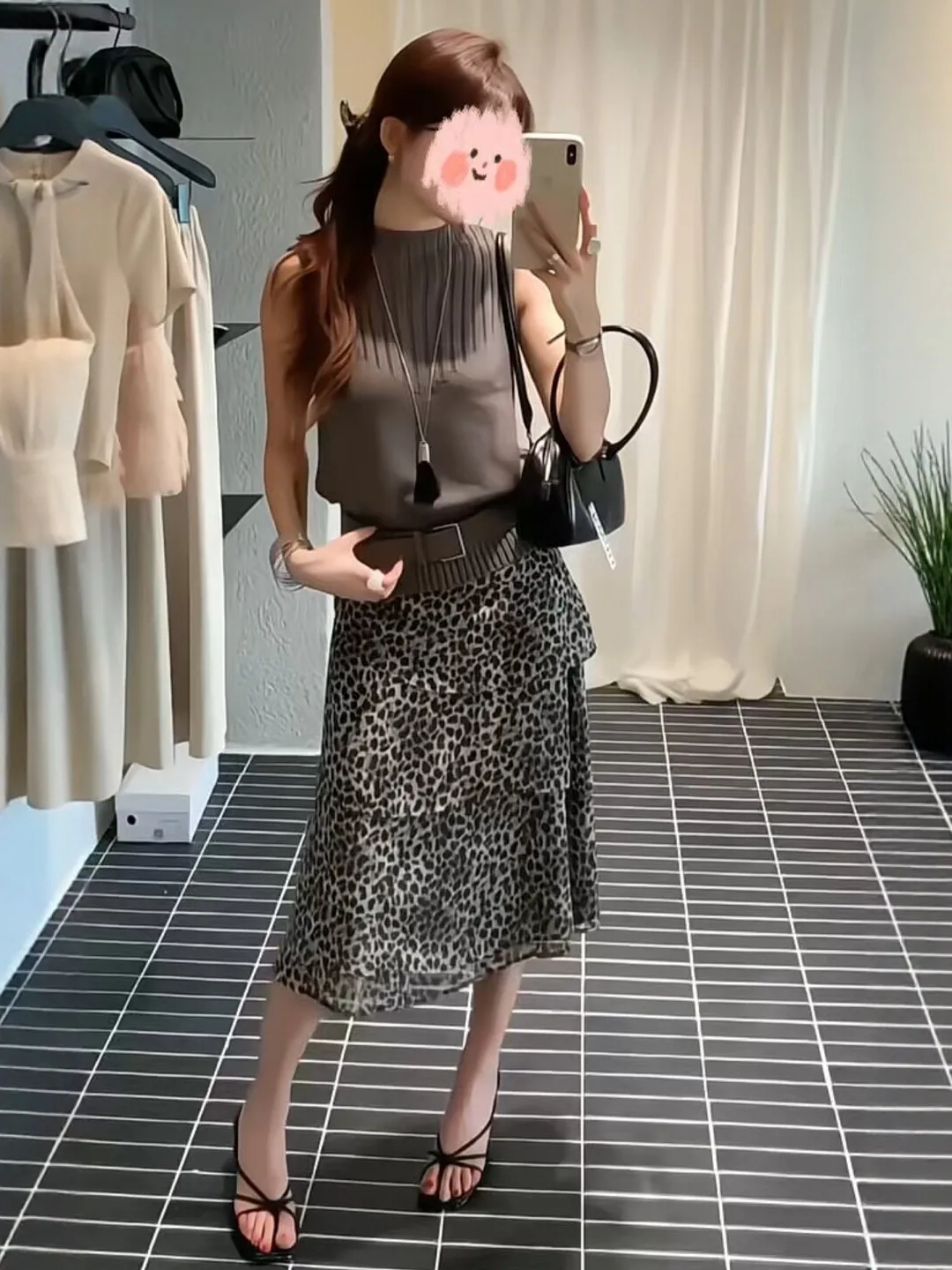 

Summer Women's Knitted Vest And Skirt Set Leopard Print High Waist Moisture Wicking round Neck Two Piece Outfit No Sleeve