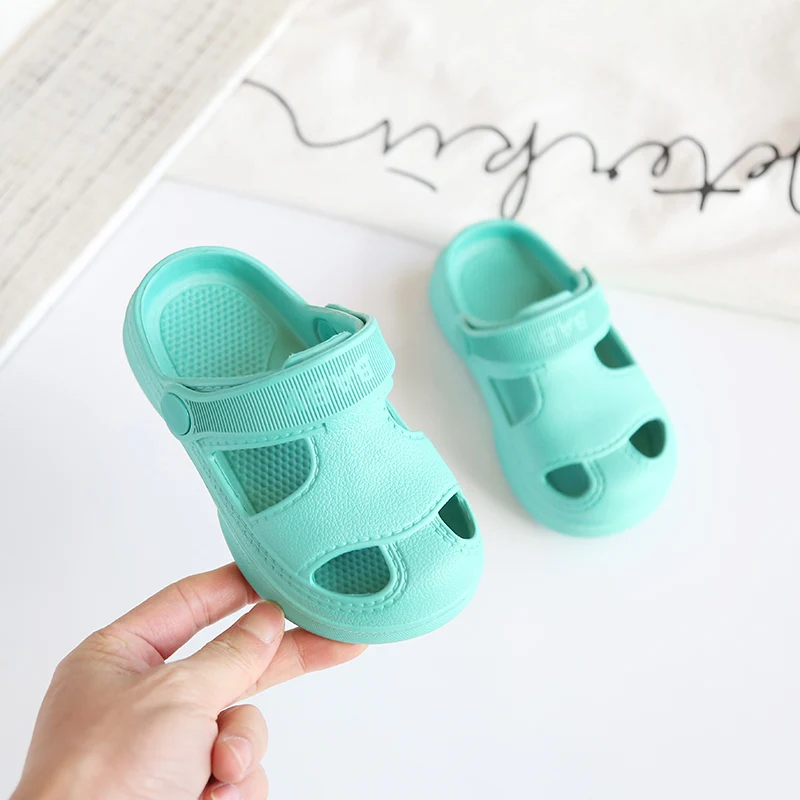 New Summer Children Shoes Non-Slip Slippers Baby Outdoor Fashion Hole Beach Sandals Slippers for Girl Boy