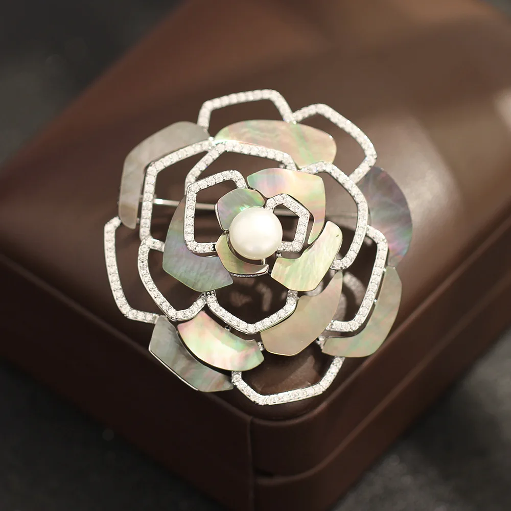 OKILY Elegant Hollow Black Natural Shell Camellia Brooch Pins Atmospheric Luxury CZ Rose Pearl Pin and Broch for Women Decor