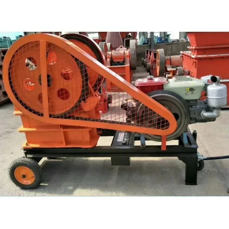 Mini Portable Jaw Crusher PE200x300 Stone Parts with Engine Small Machine for Crushing