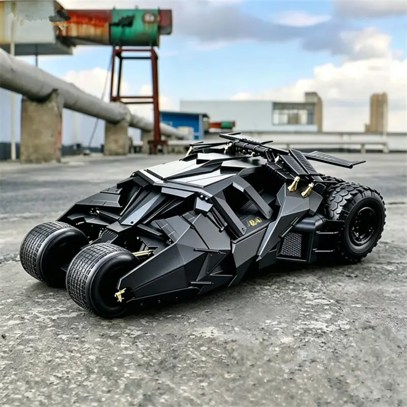 1/18 Klassisches Film-Auto 2008 Batmobile Legierung Konzept-Bat-Sportwagen Druckguss Metall Rennstrecken-Auto Fahrzeugmodell mit Sound und Licht Spielzeug
