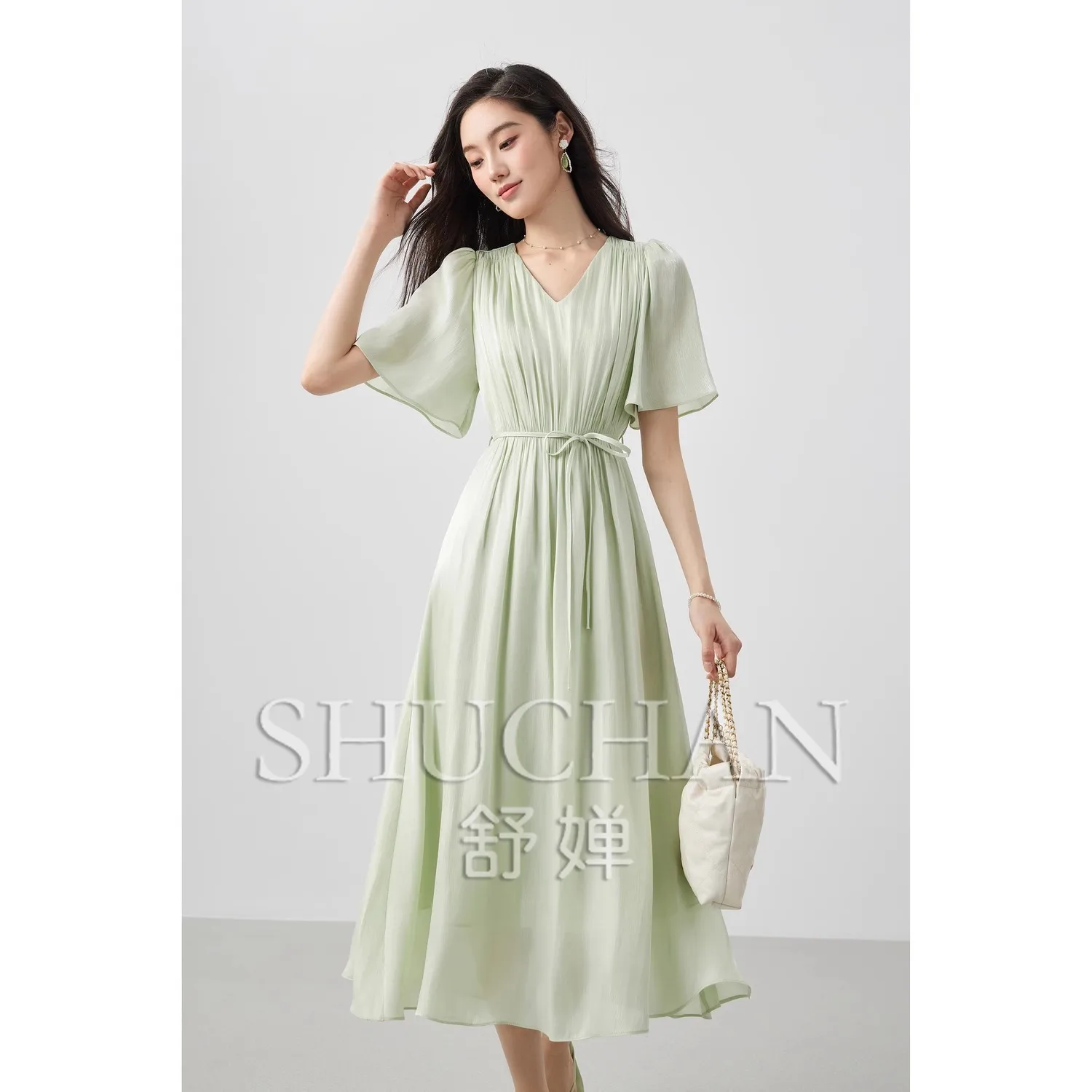 

Atmospheric Pearlescent Milk Silk, Elegant Temperament, Thin Belt Waist Horn Sleeve V-neck Dress Women Summer 2025