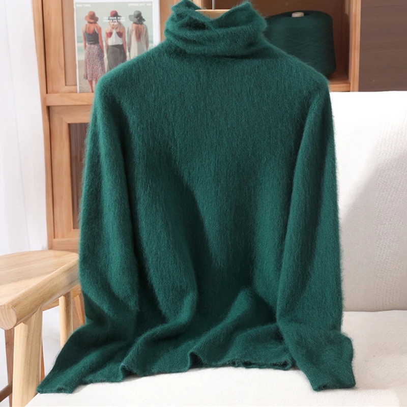 Dark green color