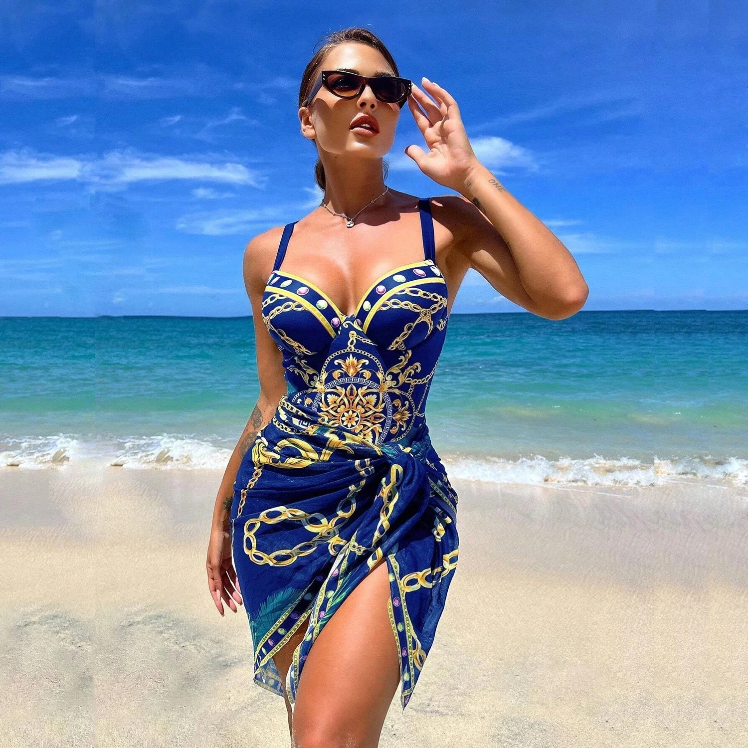 2024 Summer New Women's Bikini Set Beach Style Sexy Off Shoulder Chain Print One Piece Swimwear Two Piece Set