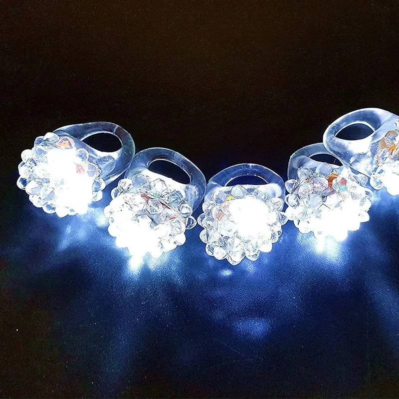 10/20/40/50 pcs LED White Rings Light Up Bumpy Rings Flashing LED Bumpy Jelly Ring Birthday Rewards Eggs Filler Glow in the Dark