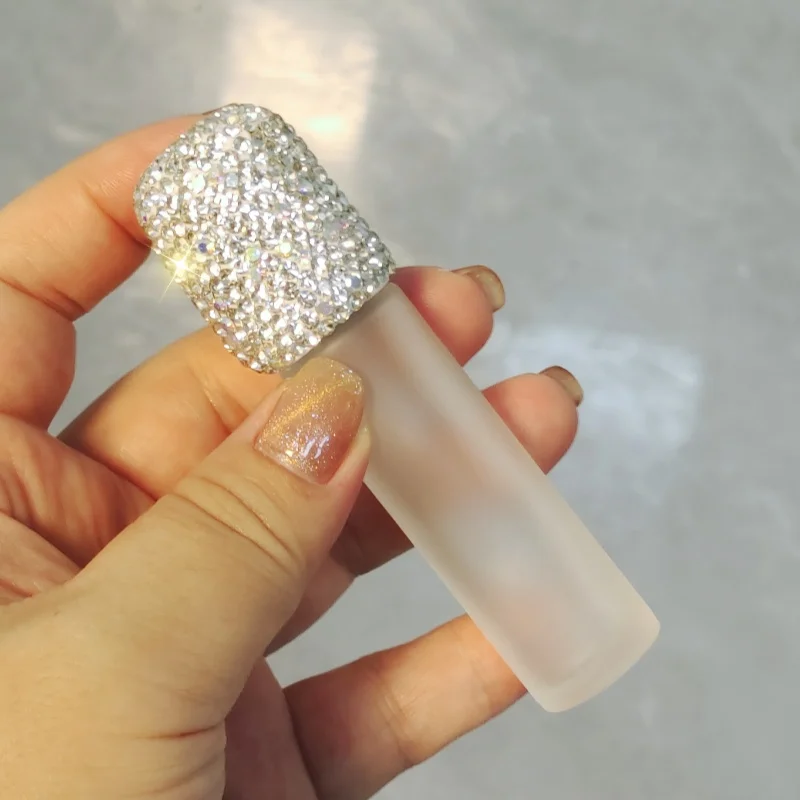 High appearance level perfume dispenser bottle artificial diamond-encrusted delicate sample portable storage bottle