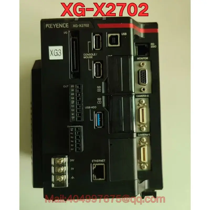 

Бывший в употреблении тест функции контроллера зрения XG-X2702 нормально
