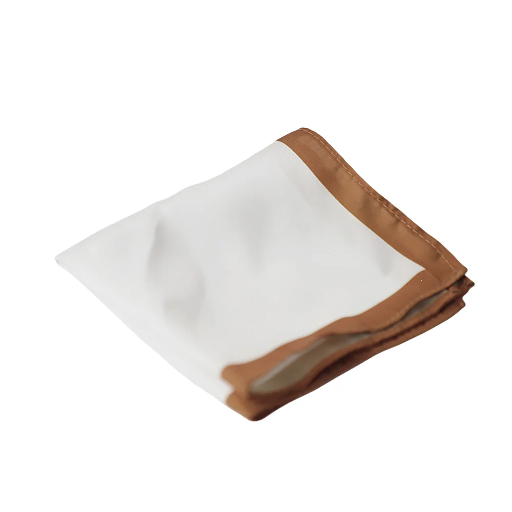 أغطية الرأس الكورية الرجال البدلة جيب مربع خمر البوليستر بدلة عمل المنديل الأبيض اللون حافة الصدر منشفة منديل الأولاد #1