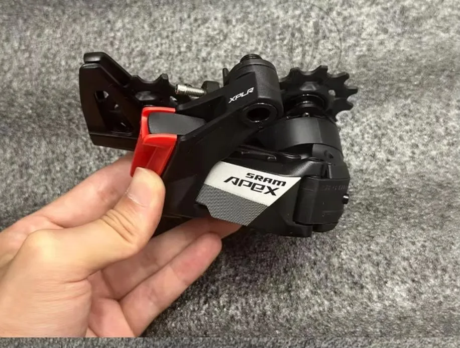 

Задний переключатель Apple XPLR AXS 12S