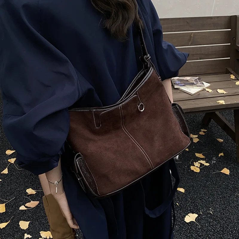 حقيبة كروس نسائية فاخرة لعام 2025، حقيبة كتف متعددة الاتجاهات من الجلد الطبيعي، محفظة ذات سعة كبيرة للمكتب والتنقل غير الرسمي #1