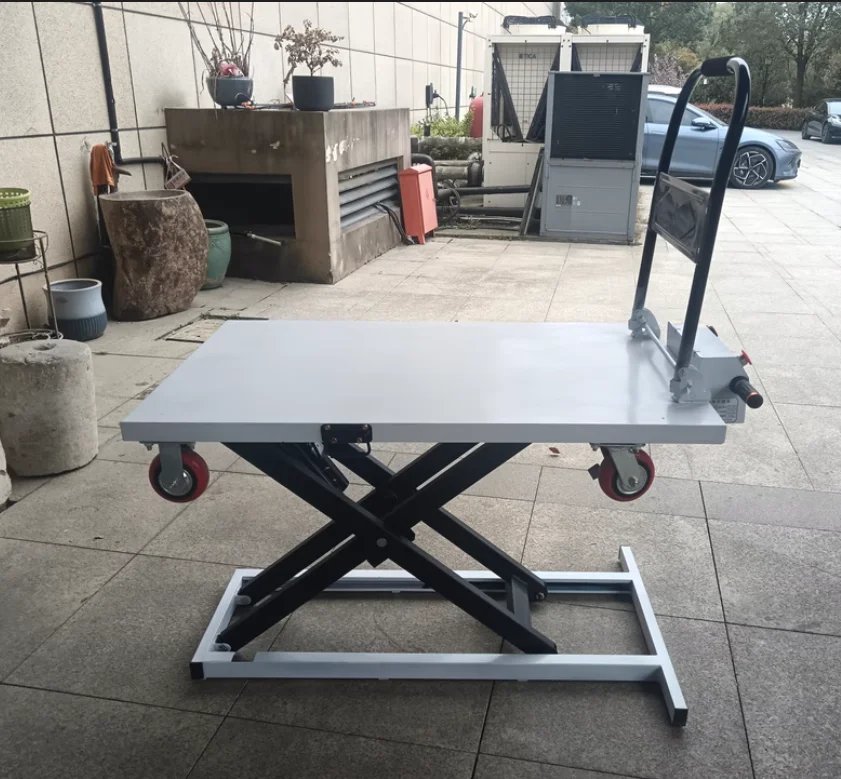 with Silent Wheel Foldable Lift for Vehicle Loading High-performance Professional Portable Scissor Flatbed Truck