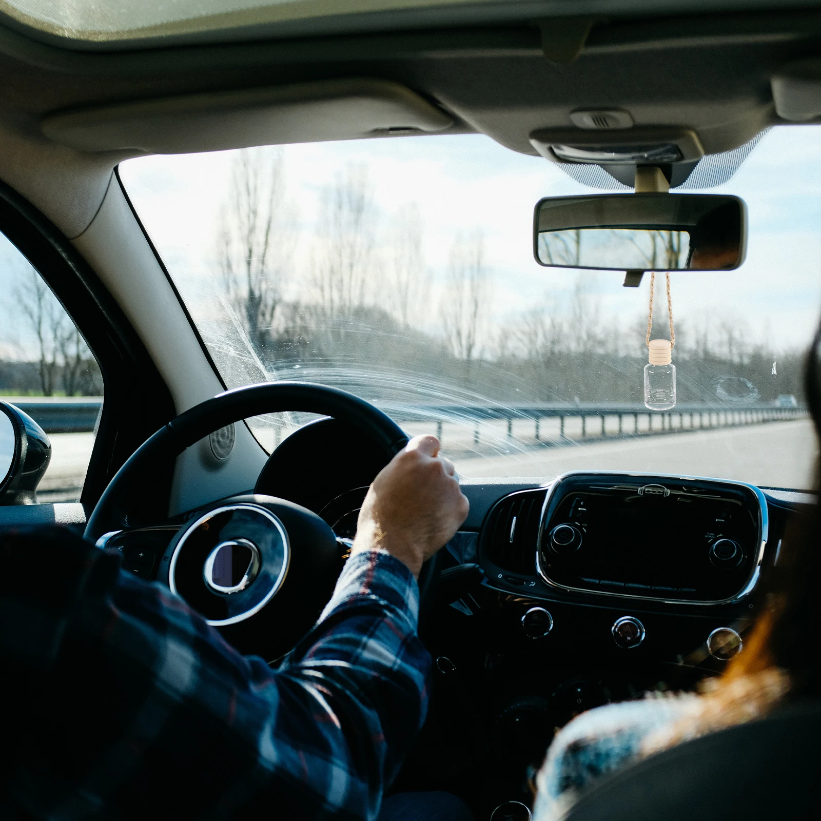 

6Pcs Car Perfume Bottle Pendants Mini Glass Wood Diffuser Bottles Hanging Decor for Car Home Aromatherapy Air Freshening