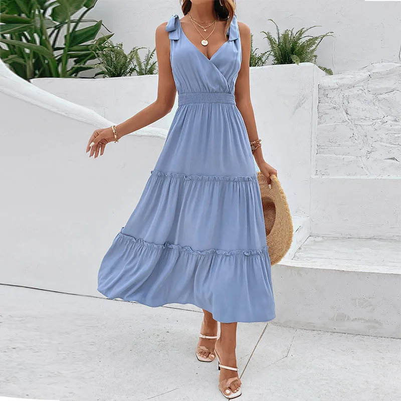 

2024 Women's Summer New Fashionable and Minimalist V-neck Solid Color suspender High Waist Dress